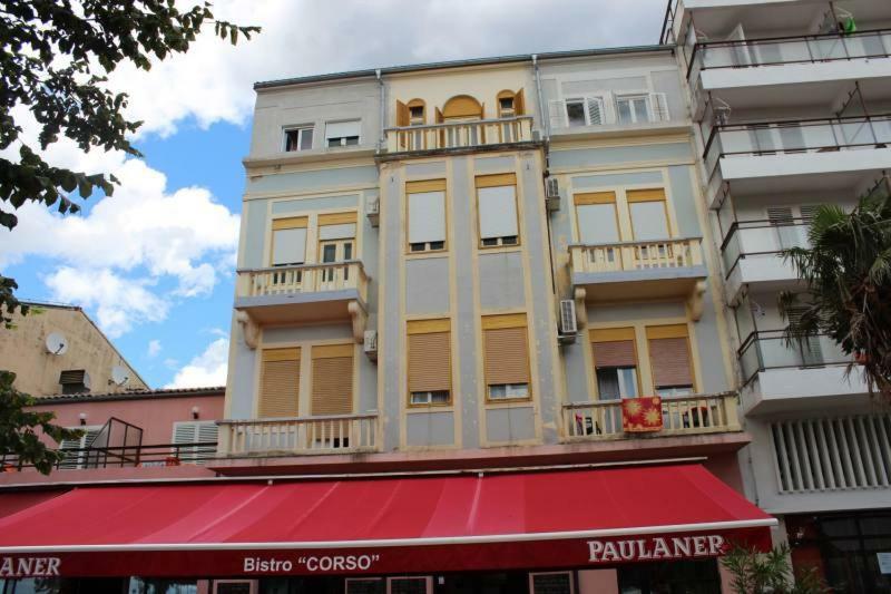 Apartment Dora ซริกเวนิซา ภายนอก รูปภาพ