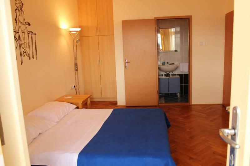 Apartment Dora ซริกเวนิซา ภายนอก รูปภาพ
